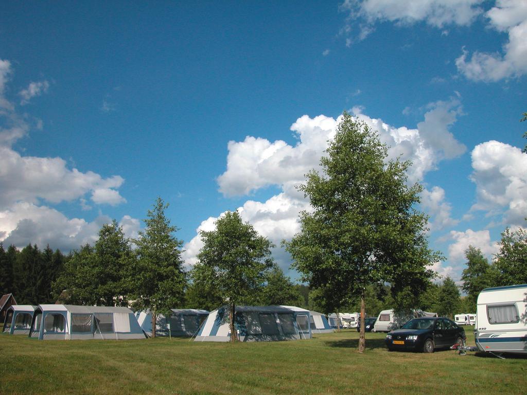Holiday Park Vrchlabi - Lisci Farma Buitenkant foto