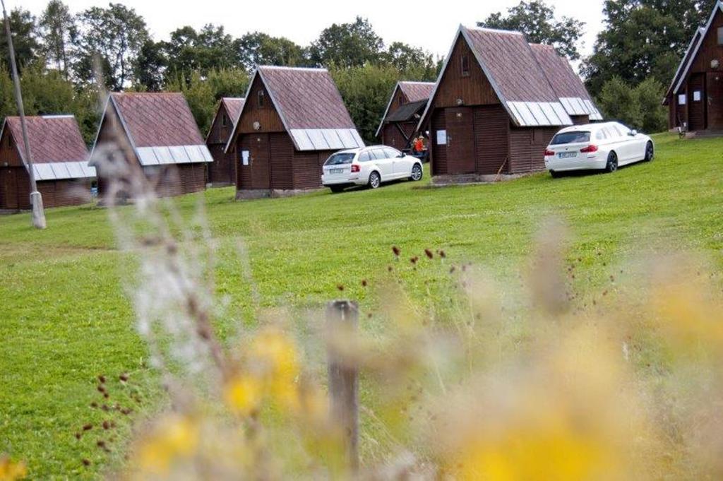 Holiday Park Vrchlabi - Lisci Farma Buitenkant foto