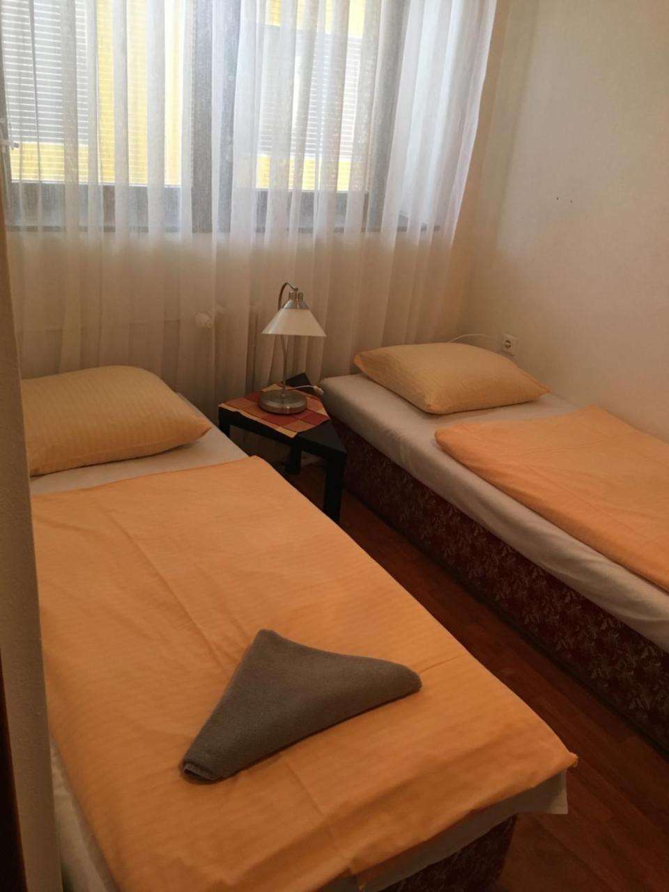 Holiday Park Vrchlabi - Lisci Farma Buitenkant foto